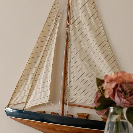 Family In The Centre By Renters