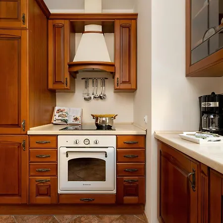 Family In The Centre By Renters Sopot