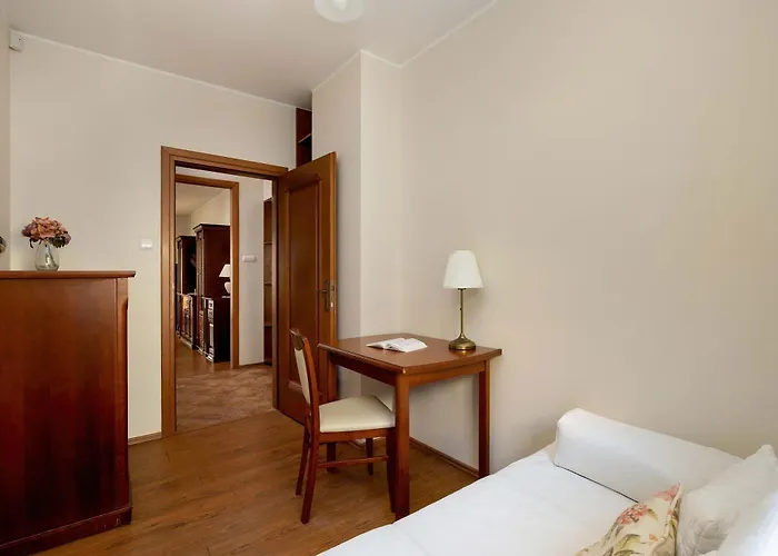 Apartment Family In The Centre By Renters Sopot