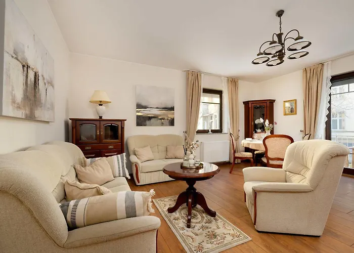 Family In The Centre By Renters Sopot