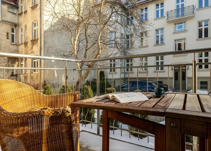 Family In The Centre By Renters Apartment